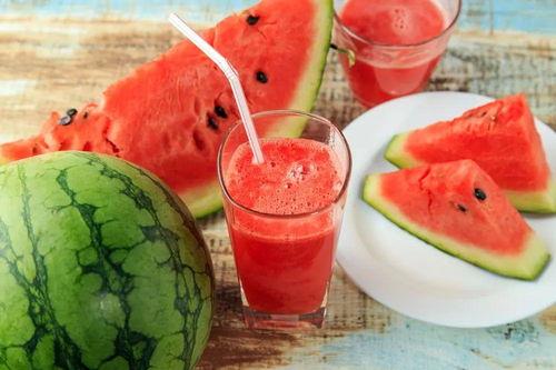 同事喜欢吃瓜,揭秘同事的“瓜”情趣