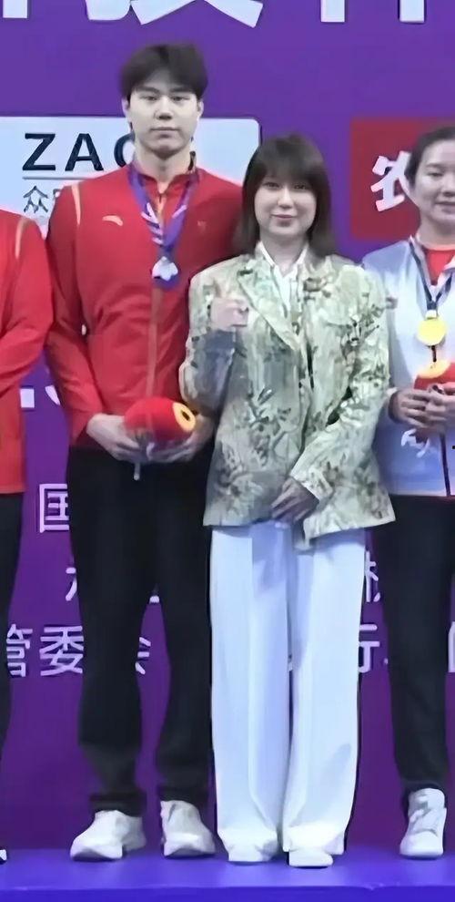 覃海洋团队吃瓜,吃瓜背后的科学奥秘