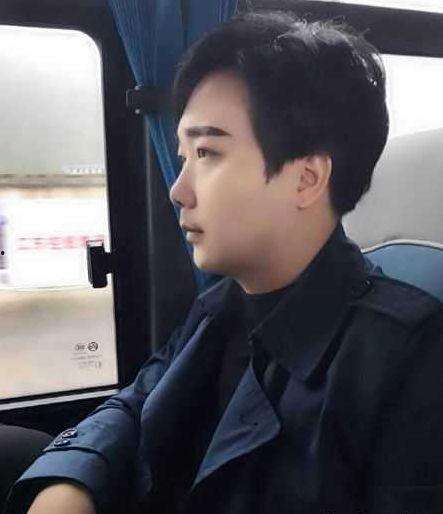 虎牙澈澈吃瓜,网络红人的幕后故事